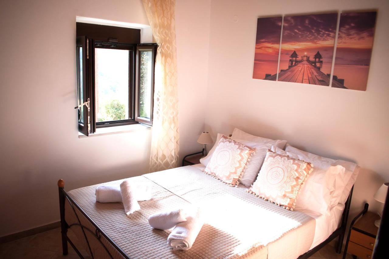House Of Harmony Villa Kamisiana ภายนอก รูปภาพ